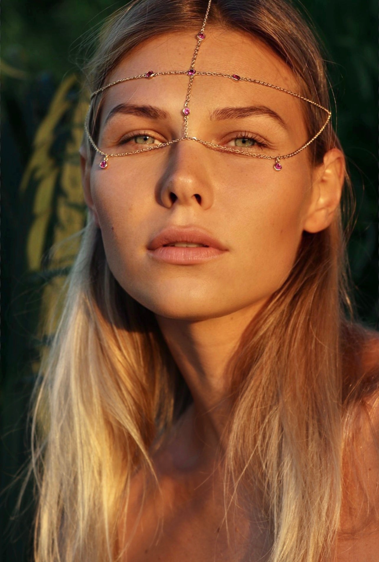 Unique Face Chain in Gold